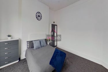 1 bed house, Salford, Ellesmere Park, M68HZ - Image 4