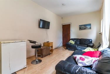 5 bed house, Bournbrook Road, Selly Park, Birmingham, B297BJ - Image 2