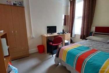 4 bed house, Hazel Road, Uplands, Swansea, SA20LX - Image 3