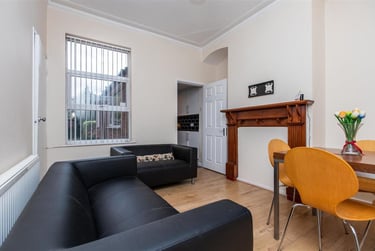 5 bed house, Pershore Road, Selly Park, Birmingham, B297EN - Image 1