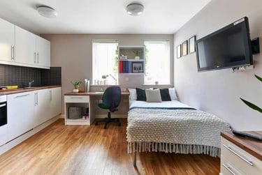 Studio Classic at The Mews, Glanville Road, Iffley, Oxford, OX42SY - Image 1