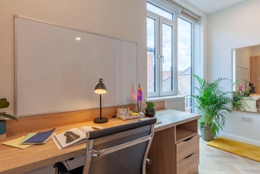 Deluxe Ensuite  - Image 1