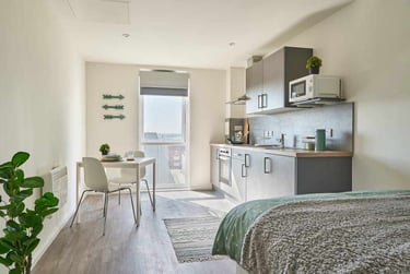 Superior Studio (4th Floor) - Image 1