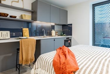 Studio Standard Upper Floor at Waterside, 58-62 Avon Street, City Centre, Bristol, BS20PX - Image 5