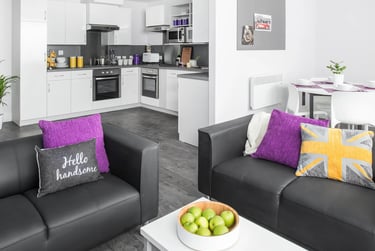 Deluxe En Suite - Image 2