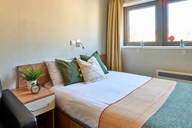 Studio Premium at Trust House, Salem Place, St Thomas, Exeter, EX46TZ - Image 2