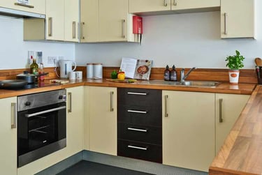 Ensuite Accessible at Heantun Point, 1 Culwell Street, City Centre, Wolverhampton, WV100JT - Image 7