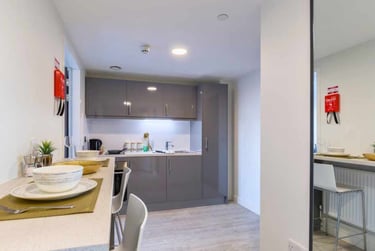 Apartment Two Bed - Image 4