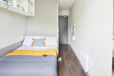 Ensuite Classic at Gosford Gate, 1 Far Gosford Street, Far Gosford, Coventry, CV15DH - Image 2