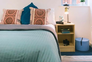 Apartment Classic 4 Bed - Image 1