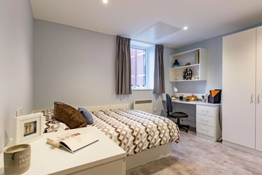 7 Bed Club Studio - Image 6