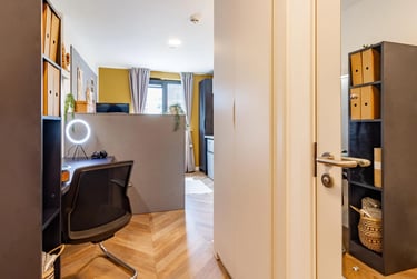 Classic Studio - Image 2