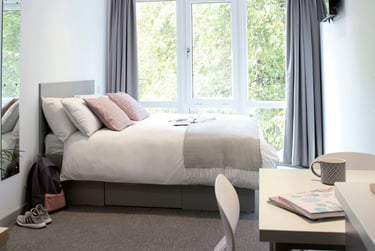 Studio Silver Deluxe at Lace Market Studios, 7 Belward Street, City Centre, Nottingham, NG11LB - Image 2