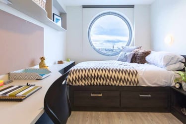 Studio Superior - Image 2