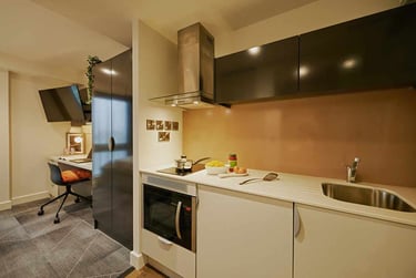 Copper Studio at Glasgow West End, Kelvinhaugh Street, City Centre, Glasgow, G38PX - Image 3