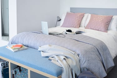 Studio Platinum Deluxe (balcony) - Image 2