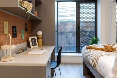 Ensuite Classic 8 Bed at Waterside, 58-62 Avon Street, City Centre, Bristol, BS20PX - Image 5