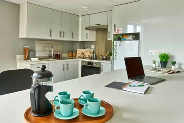 Ensuite Gold - Image 7