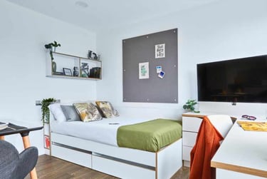 Ensuite Platinum at 41 Castle Street, 41 Castle Street, De Montfort University, Leicester, LE15AX - Image 1