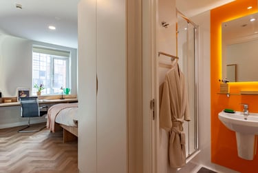 Premium Ensuite  - Image 4