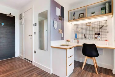 Studio Gold at 27 Magdalen Street, 27 Magdalen Street, New Town, Colchester, CO12ZT - Image 4