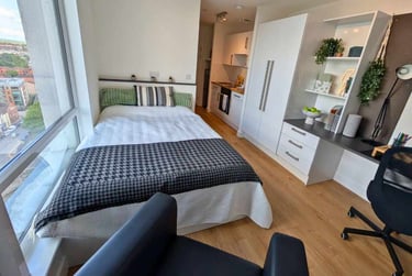 Penthouse Classic Studio with City View at CODE Fairfax Street, Fairfax Street, City Centre, Coventry, CV15GA - Image 2