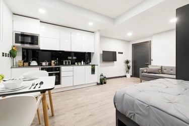 Premium Studio - Image 2