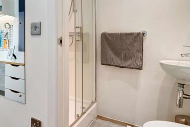 Studio Platinum at 27 Magdalen Street, 27 Magdalen Street, New Town, Colchester, CO12ZT - Image 6