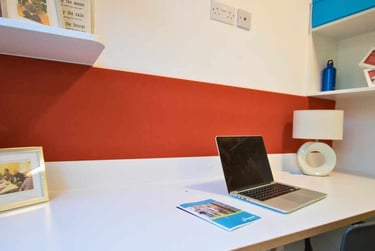 Studio Silver at The Village at The Viaduct, Ainsley Street, City Centre, Durham, DH14BJ - Image 3