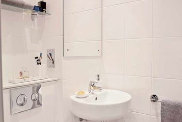 Studio Accessible at Lace Market Studios, 7 Belward Street, City Centre, Nottingham, NG11LB - Image 6