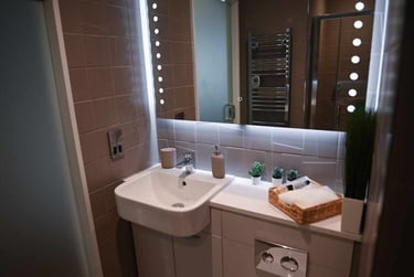 Diamond Plus Studio at Glasgow West End, Kelvinhaugh Street, City Centre, Glasgow, G38PX - Image 6