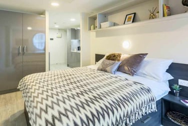 Studio Platinum - Image 3