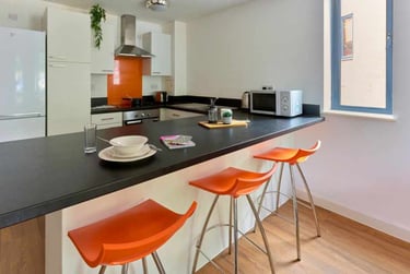 Ensuite Silver at The Village at The Viaduct, Ainsley Street, City Centre, Durham, DH14BJ - Image 4