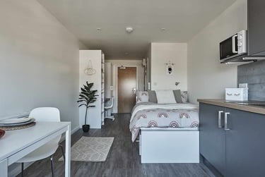 Premium Studio - City View - Image 1