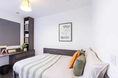 8 Bed En-suite at The Foundry, 5 Clarence Street, Shieldfield, Newcastle, NE21YL - Image 1