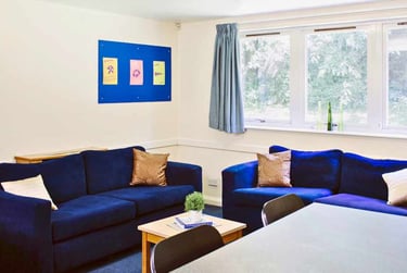Ensuite Classic at Queen's Hospital Close, Bath Row, Edgbaston, Birmingham, B151NH - Image 5