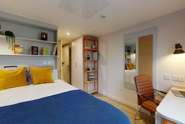 10 Bed En-suite at COSMOS, 2 Moore Street, City Centre, Sheffield, S37HZ - Image 1