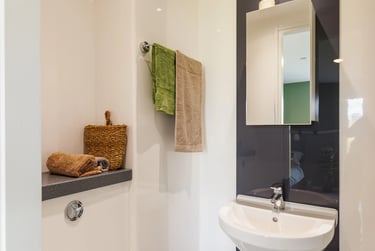 Luxury Studio - Image 1