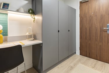 Studio Standard Upper Floor - Image 4