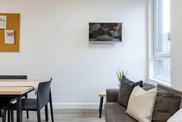 Classic En Suite - Image 10