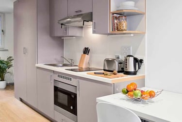 Studio Platinum Deluxe (balcony) - Image 2