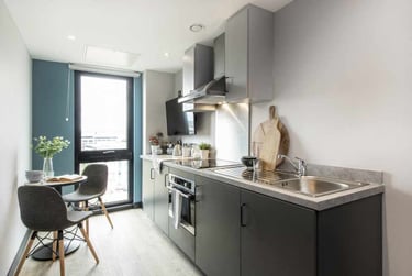 Standard 2 Bed Apartment - Image 2