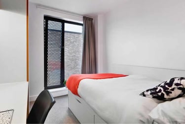 Ensuite Deluxe Plus at 27 Magdalen Street, 27 Magdalen Street, New Town, Colchester, CO12ZT - Image 3