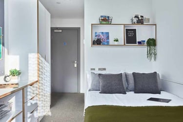 Ensuite Silver at 41 Castle Street, 41 Castle Street, De Montfort University, Leicester, LE15AX - Image 1