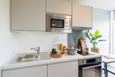 Premium Studio - Image 1