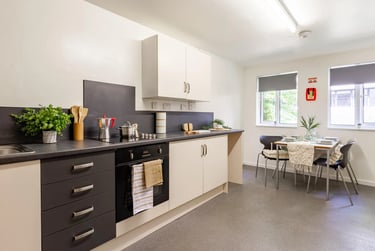 Classic En Suite - Image 4