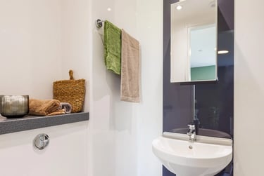 Large Studio at Element, 78-89 Alscot Road, Bermondsey, London, SE13AY - Image 6