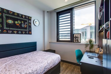 Premium En Suite - Image 1