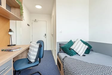 Classic En Suite at Globe Works, 20 Cliveden Street, City Centre, Birmingham, B193SH - Image 1