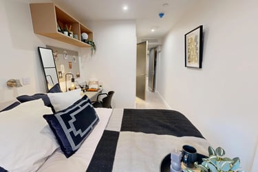 Classic Ensuite (Floors 13-25) at Crown Place, 75 Lancaster Street, City Centre, Birmingham, B47FN - Image 10
